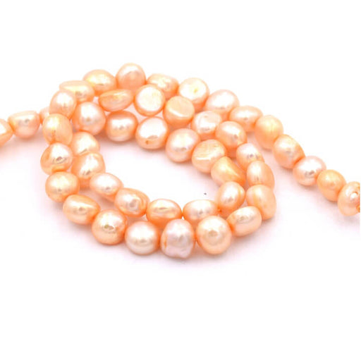Kaufen Sie Perlen in Deutschland Orange-gelbe Nugget-Süßwasserperle 8-8,5 mm (1 Strang-40 cm)