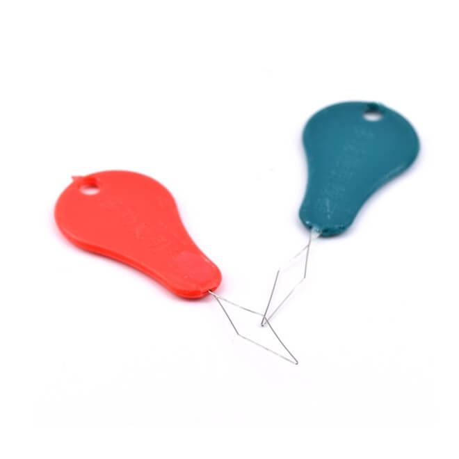 Nadeleinfädler – 4.7 cm Kunststoff (2)