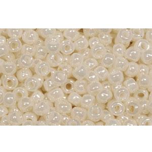 Kaufen Sie Perlen in Deutschland cc122 - Toho rocailles perlen 11/0 opaque lustered navajo white (10g)