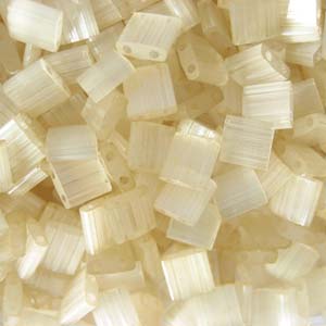 Cc2592 - miyuki tila perlen ivory mist 5mm (25 beads)