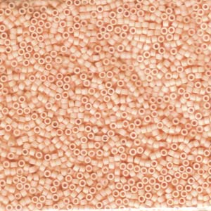 Kaufen Sie Perlen in Deutschland DB1512 -11/0   opaque MATTE  light peach- 1,6mm - Hole : 0,8mm (5gr)