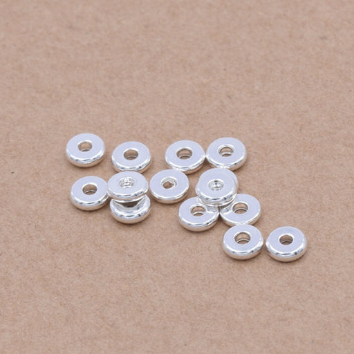 Heishi-Abstandsperlen aus Edelstahl, versilbert, 4 x 1,2 mm – Loch: 1,2 mm (10)