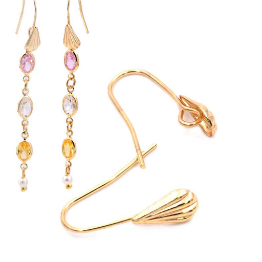 Ohrhaken aus goldenem Messing und Muschel – 17 mm (1 Paar)