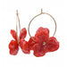 Rote Blumenohrringe mit 3 Blütenblättern an 25 mm goldenen Stahlcreolen (1 Paar)