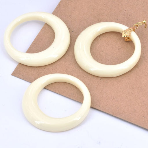 Kaufen Sie Perlen in Deutschland Anhänger Rundes weißes Elfenbeinharz - 35x3-5mm (2)