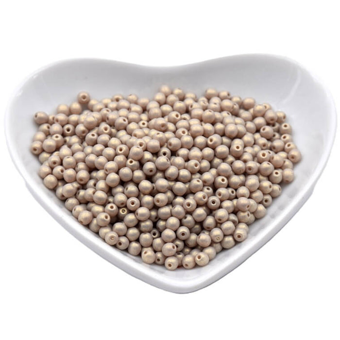 Tschechische Rundperlen perlmuttfarben sandfarben 3 mm (30)
