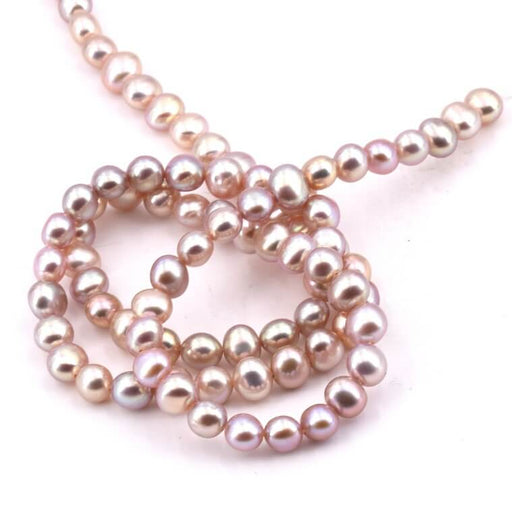 Kaufen Sie Perlen in Deutschland Süßwasserperle Runde rosa-beige Kartoffel 5mm (1 Strang-40cm)