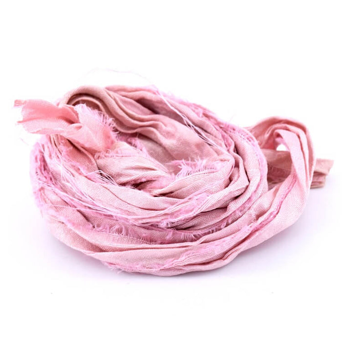 Sari-Seidenband recycelt ausgefranst & geknittert – Altrosa 30 mm (1 m)