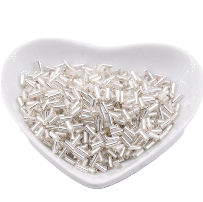 Silbergefütterte Glasröhrchenperlen 4–5 x 2 mm – Loch: 0.8 mm (10 g)