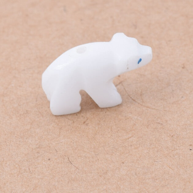 Weiße Harzperle kleiner Bär 16x10mm - Loch: 1mm (1)