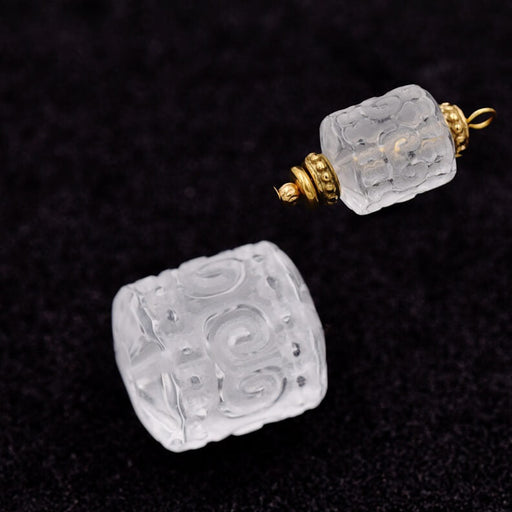 Gravierte Quarzkristall-Röhrchenperle 15 x 14 mm – Loch: 1 mm (1)