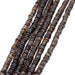 Heishi-Perlen aus dunklem Topas 5–6 x 1–3 mm – Loch: 0.5 mm (1 Strang – 32 cm)