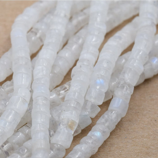 Kaufen Sie Perlen in Deutschland Heishi-Perlenrondell Mondstein 4-5x3-4mm (1 Strang-32cm)