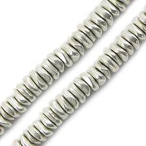 Kaufen Sie Perlen in Deutschland Blechperlen heishi splitterstrang versilbert 4x2mm (1)
