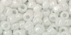 Kaufen Sie Perlen in Deutschland cc121 - Toho rocailles perlen 6/0 opaque lustered white (10g)