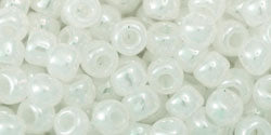 Kaufen Sie Perlen in Deutschland cc141 - Toho rocailles perlen 6/0 ceylon snowflake (10g)
