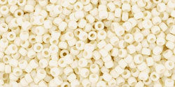Kaufen Sie Perlen in Deutschland cc51 - Toho rocailles perlen 15/0 opaque light beige (5g)