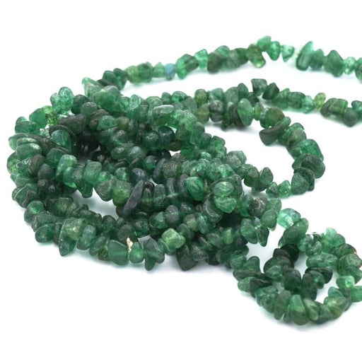 Kaufen Sie Perlen in Deutschland Jade Grüne Chips Perlen 5-8mm - Loch: 0.6mm (15g-40cm)