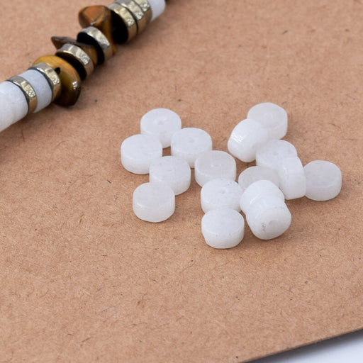 Kaufen Sie Perlen in Deutschland Rondelle Perlen Heishi Weiße Jade 6x3mm - Loch: 1mm (20)