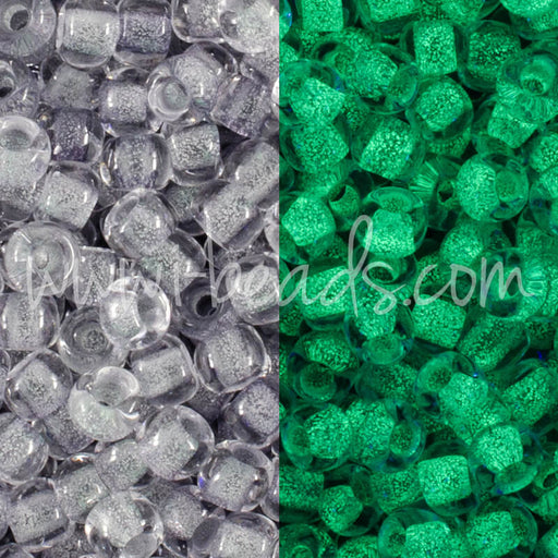cc2725 - Toho Rocailles Perlen 11/0 Glow in the dark gray crystal/bright green (10g)