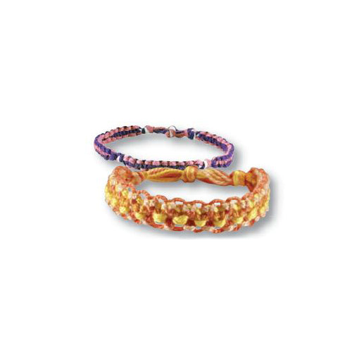 My friendship bracelet maker traveler (1)
