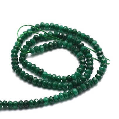 Kaufen Sie Perlen in Deutschland Facettierte Jadeperlen - dunkelgrüne Farbe - 4X2,5 mm - Loch: 1 mm (1 Strang)