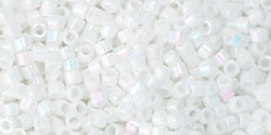Kaufen Sie Perlen in Deutschland cc401 - Toho Treasure perlen 11/0 opaque rainbow white (5g)