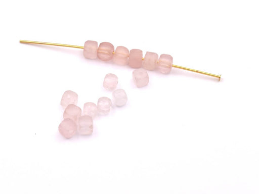 Kaufen Sie Perlen in Deutschland Facettierte Würfelperlen Rosenquarz 4 mm- Loch: 0,6 mm (10)