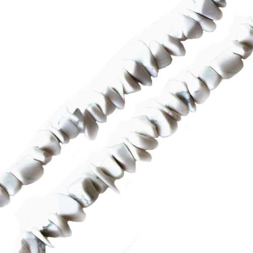 Kaufen Sie Perlen in Deutschland Weißer howlite chips 6mm strang (1)