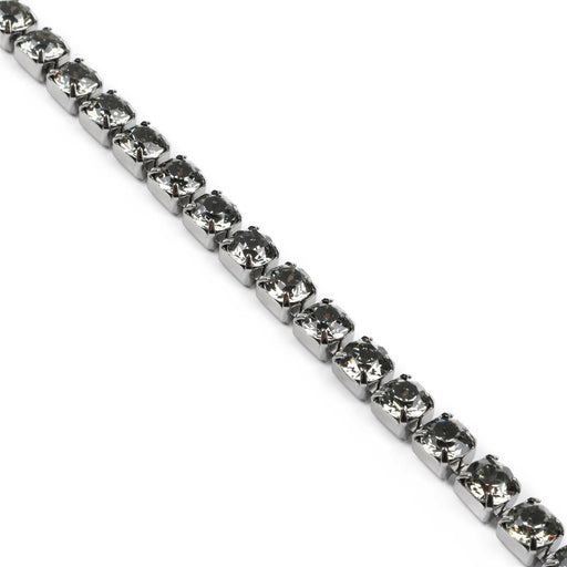 Kaufen Sie Perlen in Deutschland Swarovski cupchain crystal black Diamond and rhodium PP18 - 2,4mm (56 chatons=20cm)
