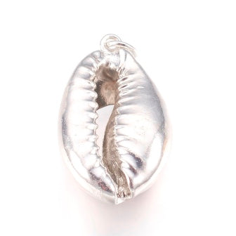 Kaufen Sie Perlen in Deutschland Kauri Muschel versilbert 20-30x12-18mm Loch 3mm (verkauft pro 1 Einheit)