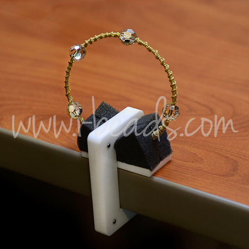 Kaufen Sie Perlen in Deutschland Beadalon Armband-Knüpfwerkzeug (1)