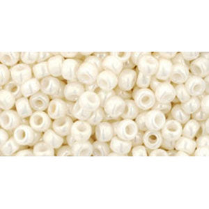 Kaufen Sie Perlen in Deutschland cc122 - Toho rocailles perlen 8/0 opaque lustered navajo white (10g)
