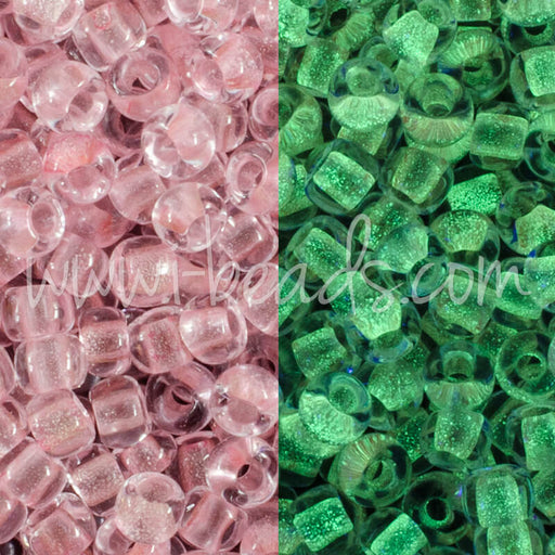 Kaufen Sie Perlen in Deutschland cc2720 - Toho Rocailles Perlen 11/0 Glow in the dark pink/yellow green (10g)