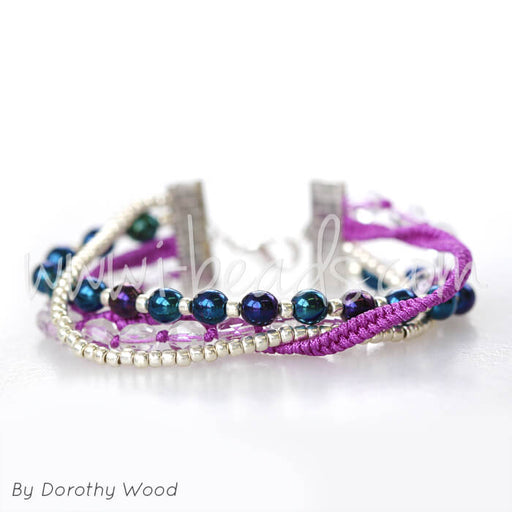 DIY Lila Perlenarmband von Dorothy Wood